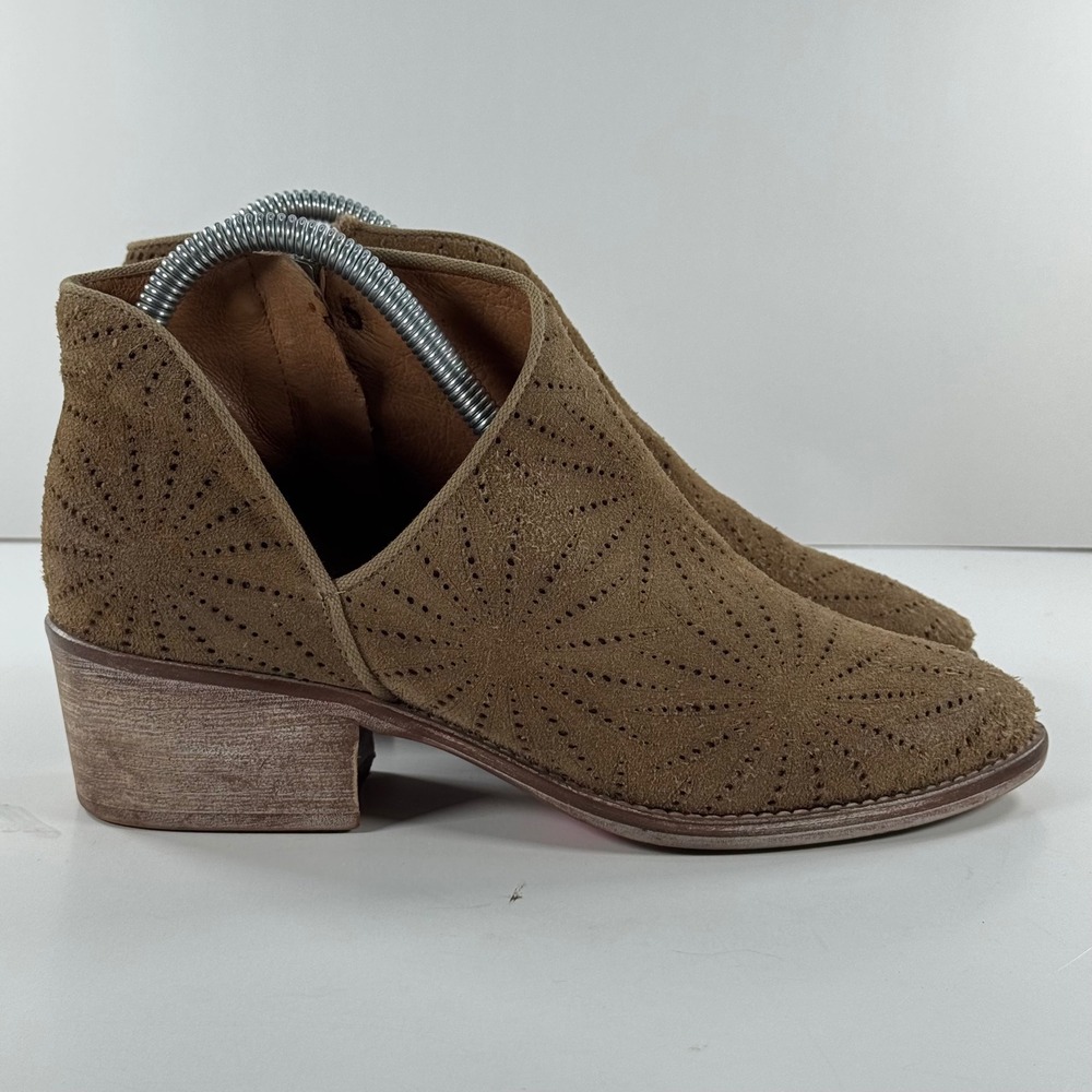 Veracruz Artisan Brown Suede Laser Cut Ankle Boots Side Cutout Size 36 EU Womens